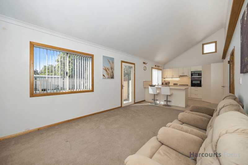 105 Dean Road, BATEMAN, WA 6150