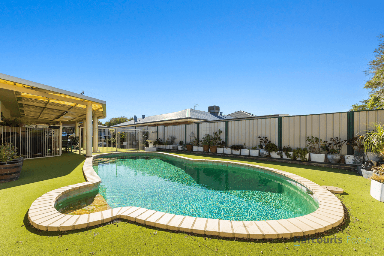 105 Dean Road, BATEMAN, WA 6150