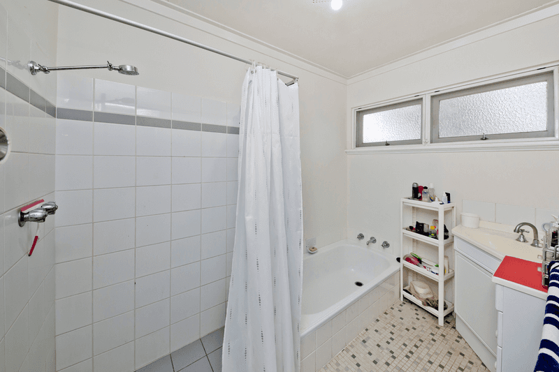 27 Russell St, MORLEY, WA 6062