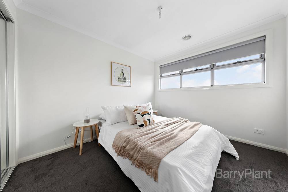 2/106 William Street, St Albans, VIC 3021