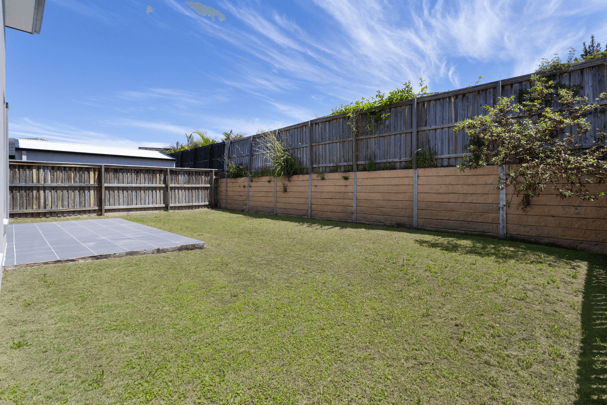 16 Fullbrook Street, PIMPAMA, QLD 4209