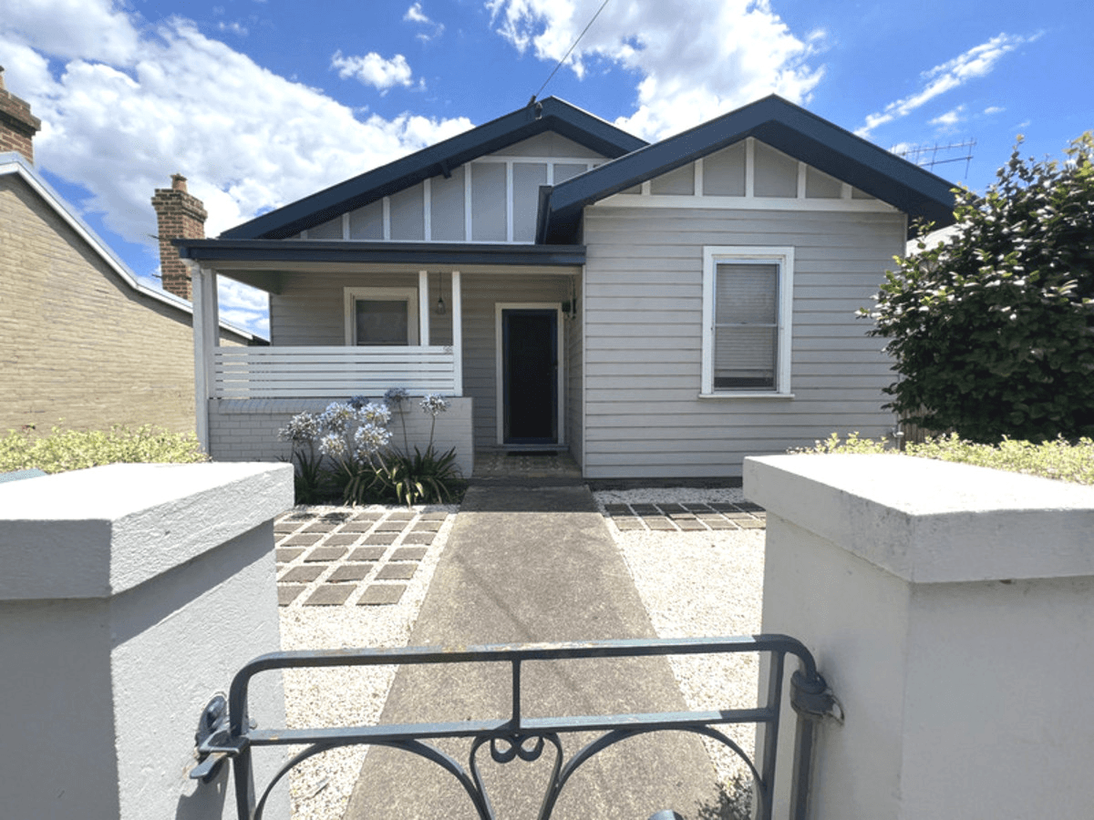 98 Grafton Street, Goulburn, NSW 2580