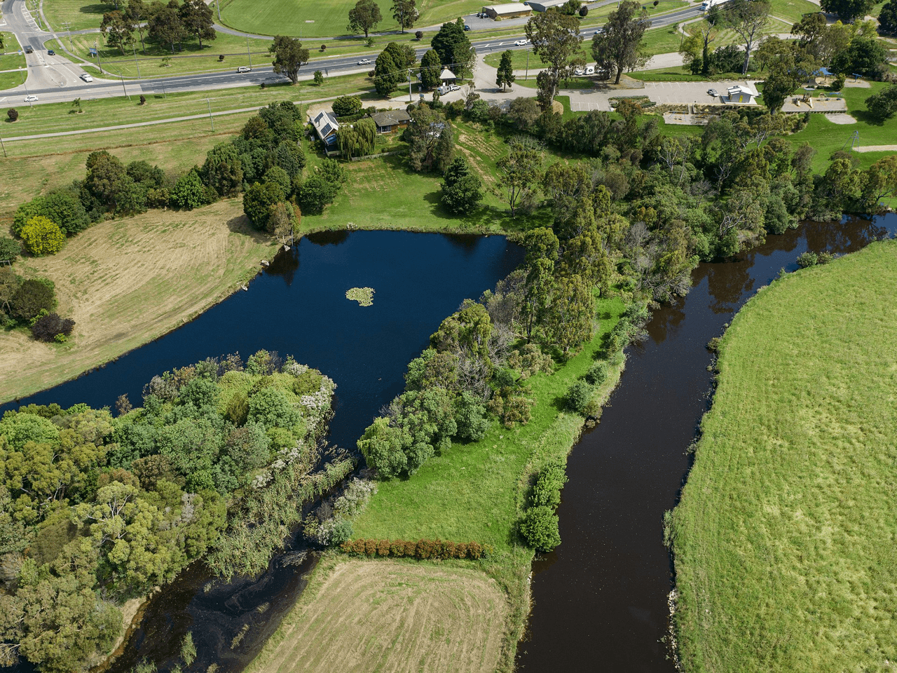 9 Dickeson Lane, LUCKNOW, VIC 3875