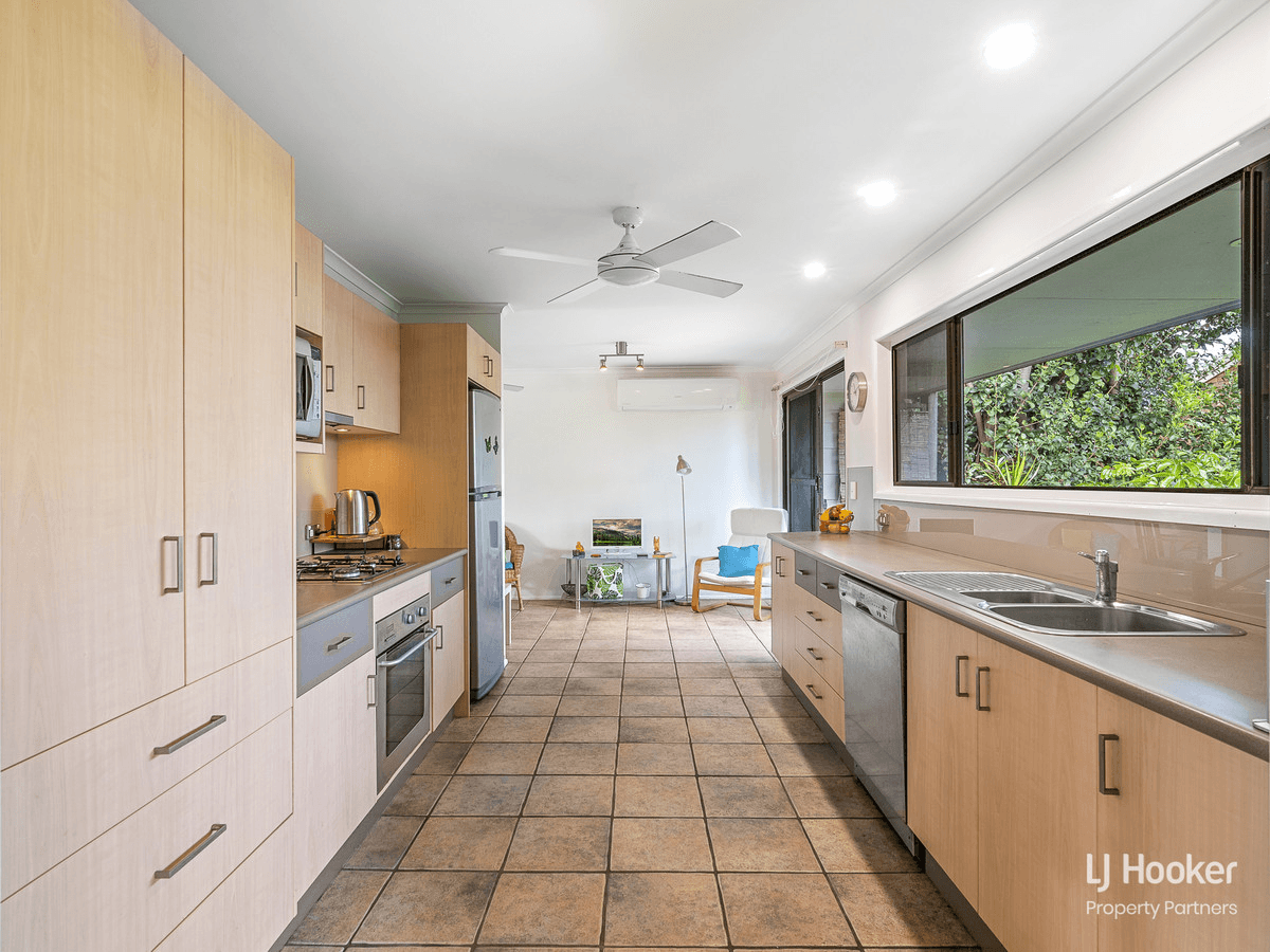 434 Warrigal Road, EIGHT MILE PLAINS, QLD 4113