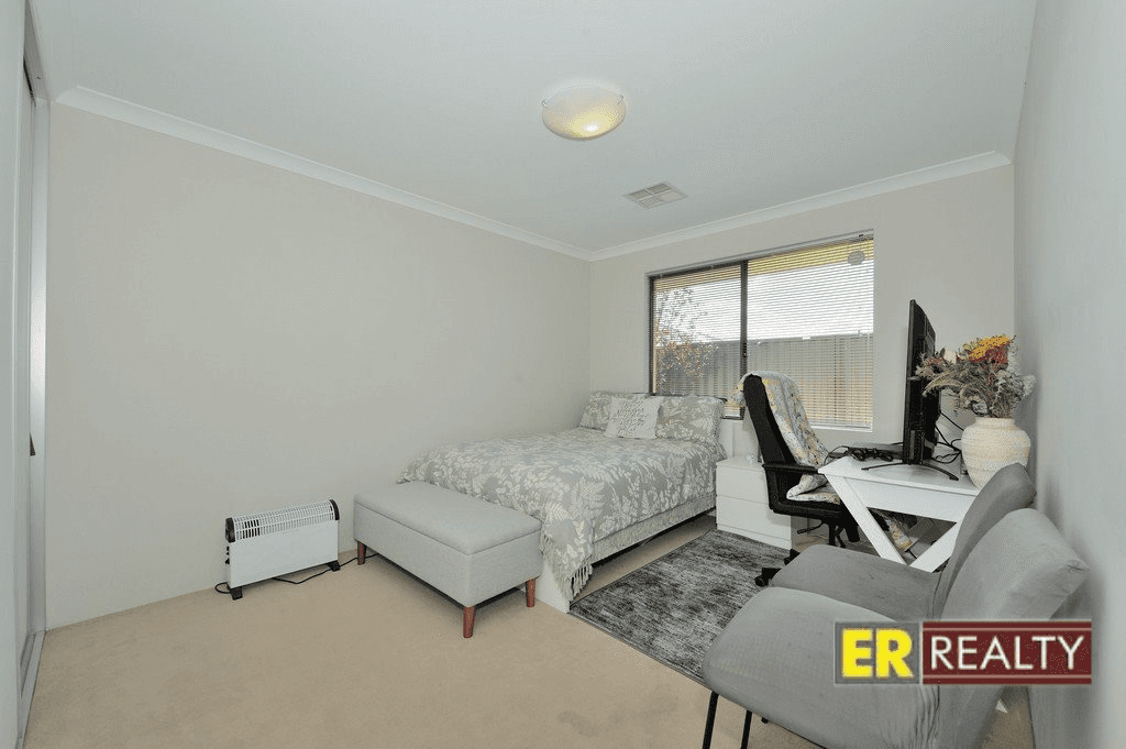 7 Hestercombe Way, LANDSDALE, WA 6065