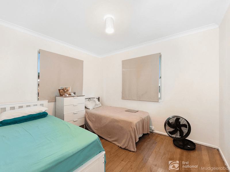 2 Beitz Avenue, Labrador, QLD 4215