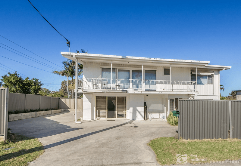 2 Beitz Avenue, Labrador, QLD 4215