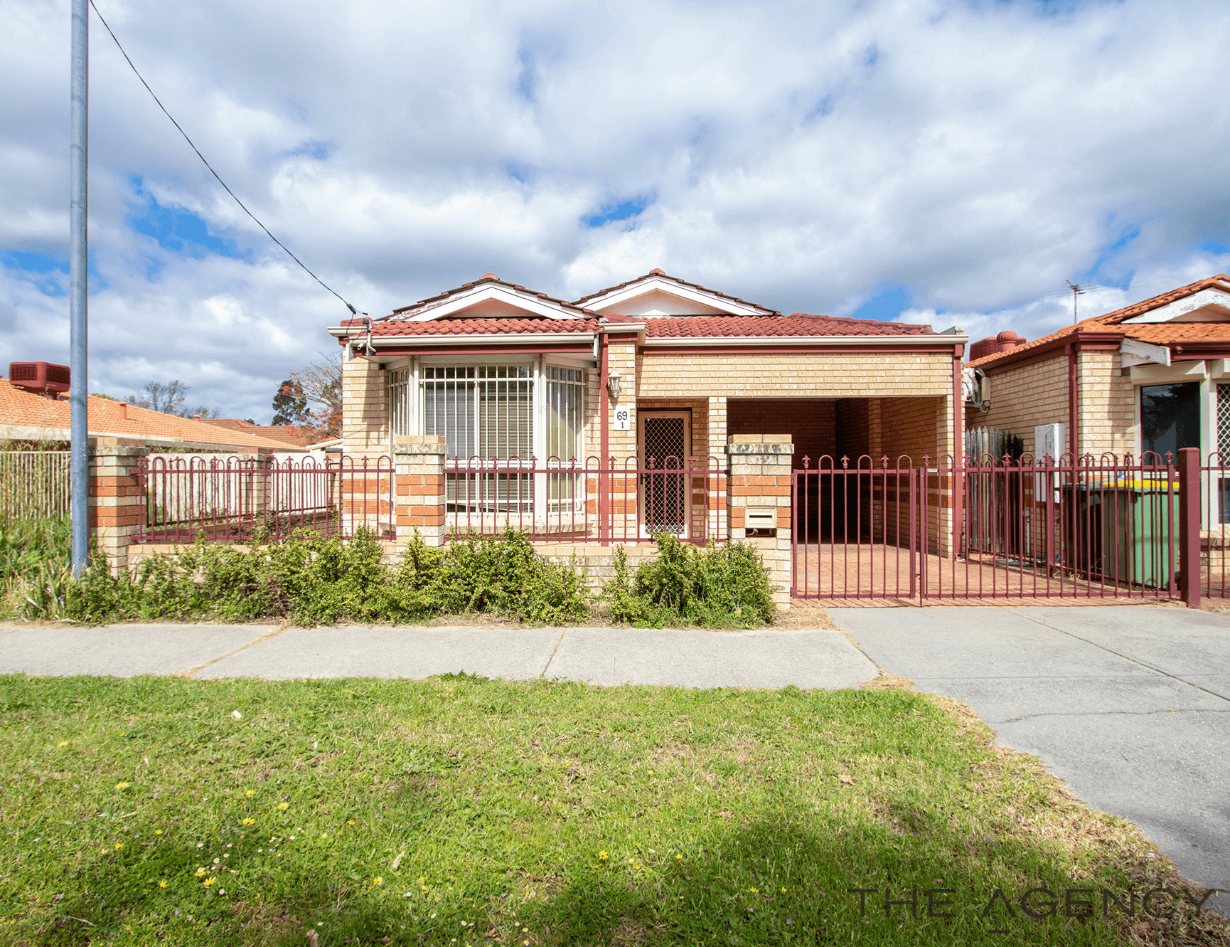 1/69 Mallard Way, Cannington, WA 6107