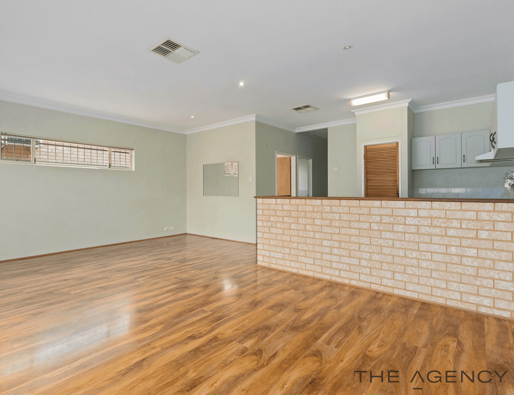 1/69 Mallard Way, Cannington, WA 6107