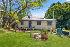 17 Hall Street, Mount Morgan, QLD 4714