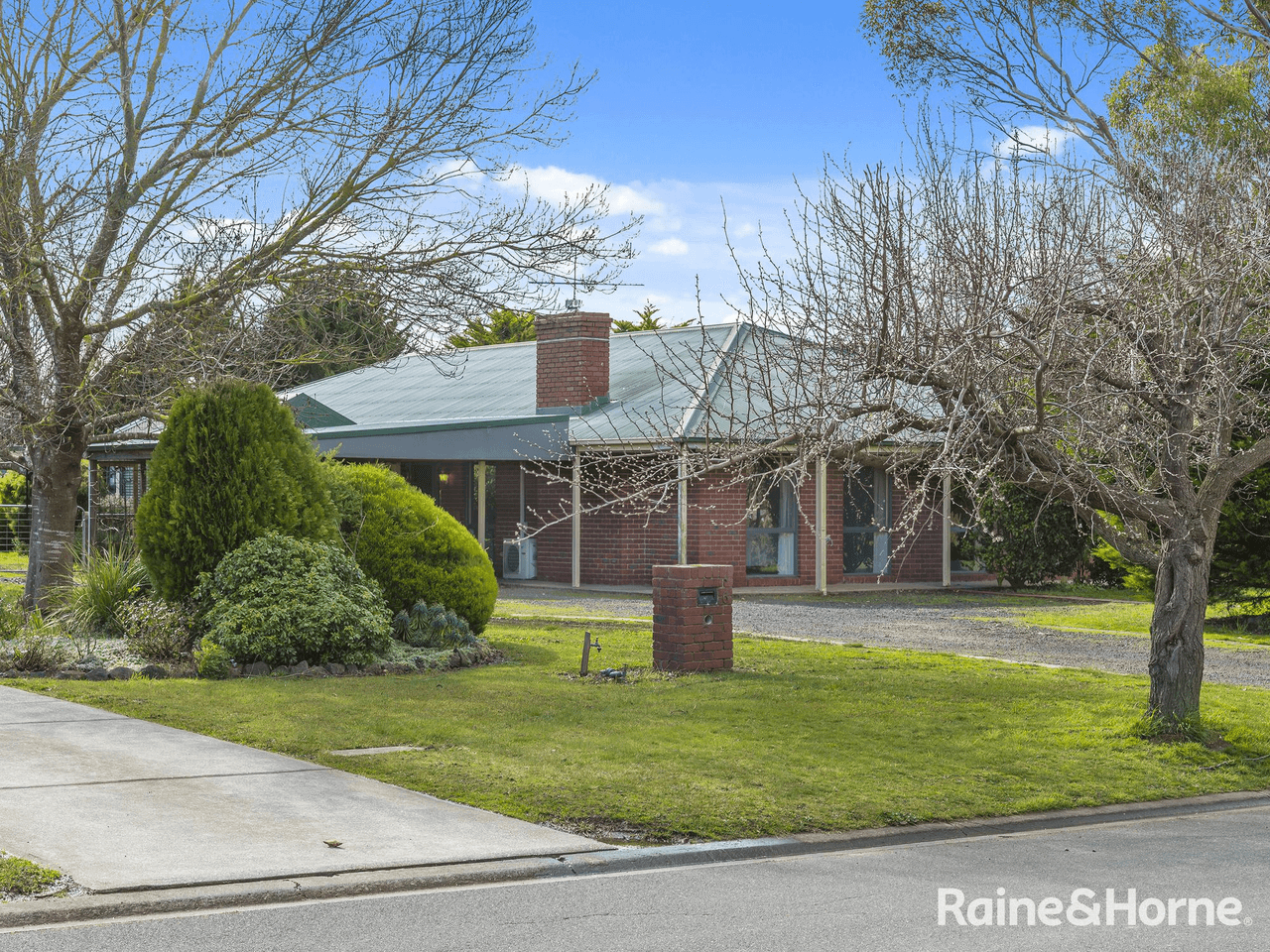 6 Skyline Drive, GISBORNE, VIC 3437