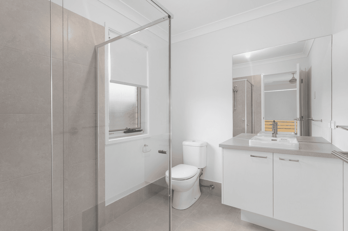 13 Peterson Way, White Rock, QLD 4306