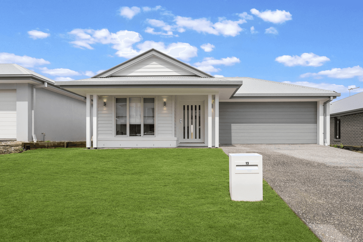 13 Peterson Way, White Rock, QLD 4306