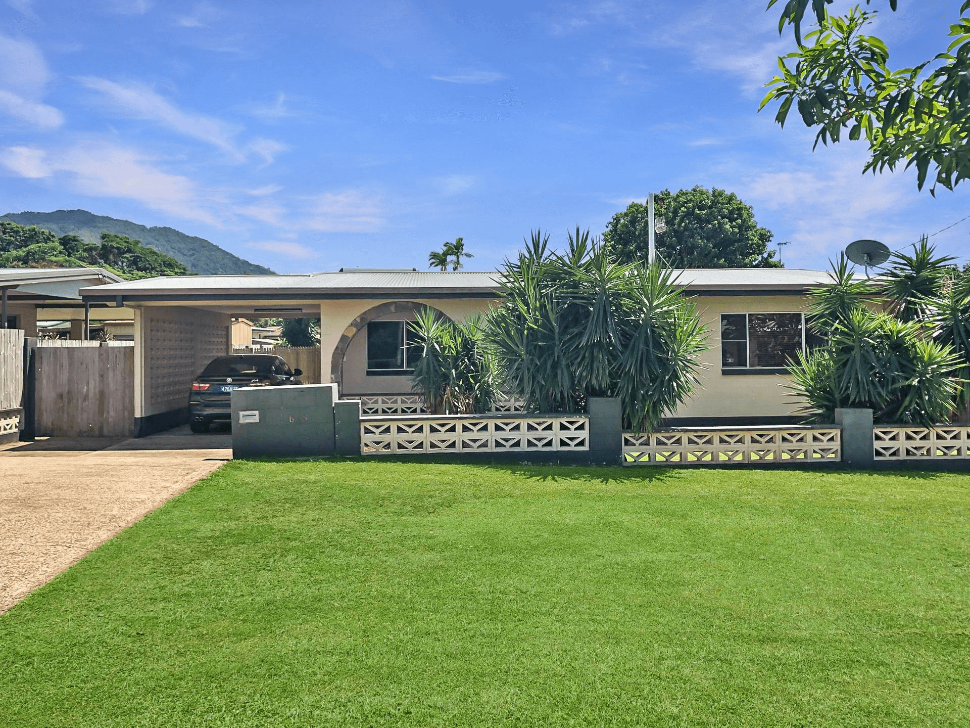 168 Toogood Road, Bayview Heights, QLD 4868