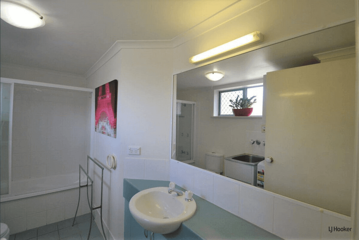 208/92-96 Musgrave Street, Coolangatta, QLD 4225