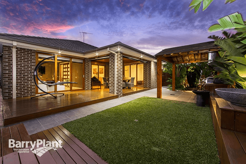 15 Elmswood Boulevard, KEYSBOROUGH, VIC 3173