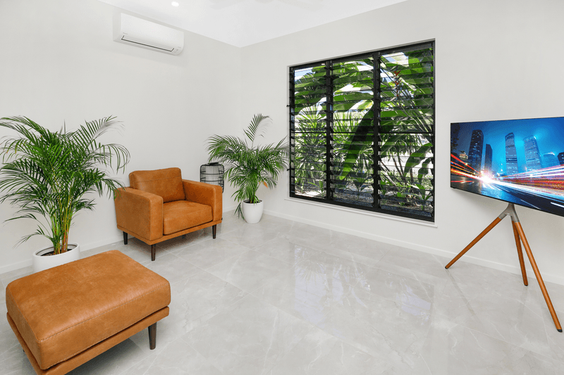 55 Argentea Boulevard, PALM COVE, QLD 4879