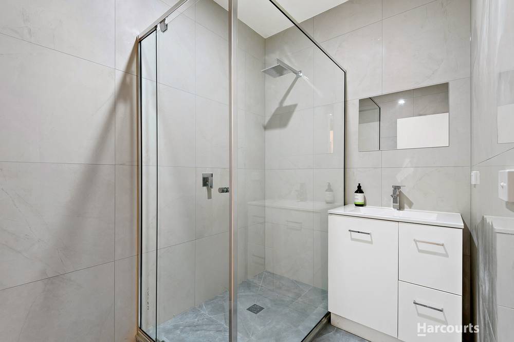 30a Chestnut Road, DOVETON, VIC 3177