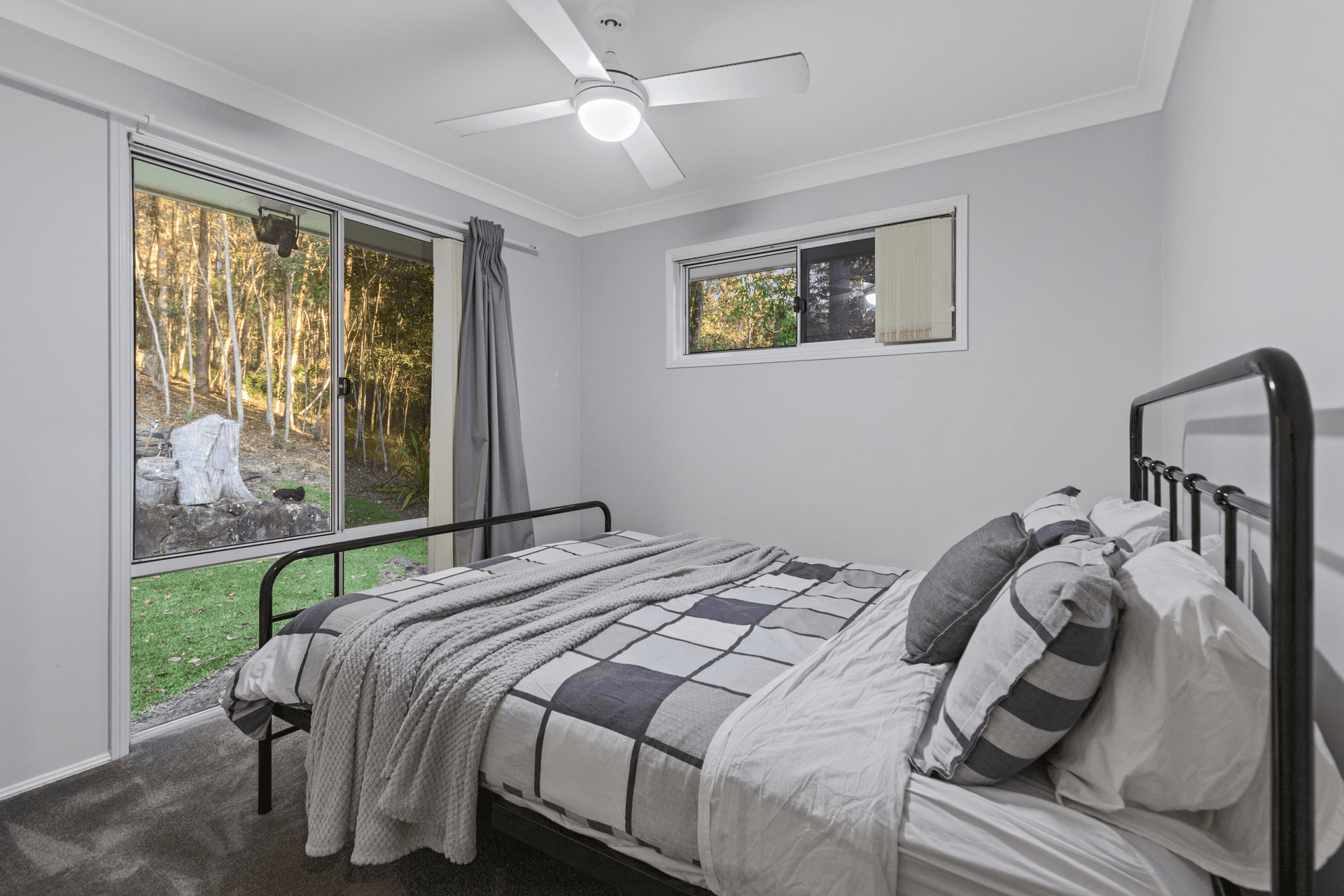 41 Forest Drive, Elanora, QLD 4221