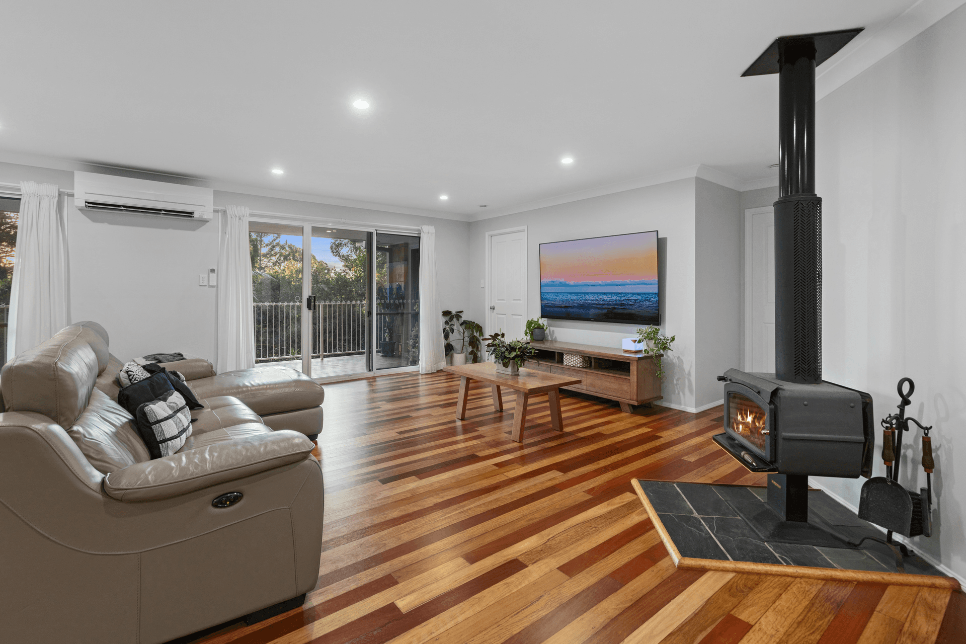41 Forest Drive, Elanora, QLD 4221