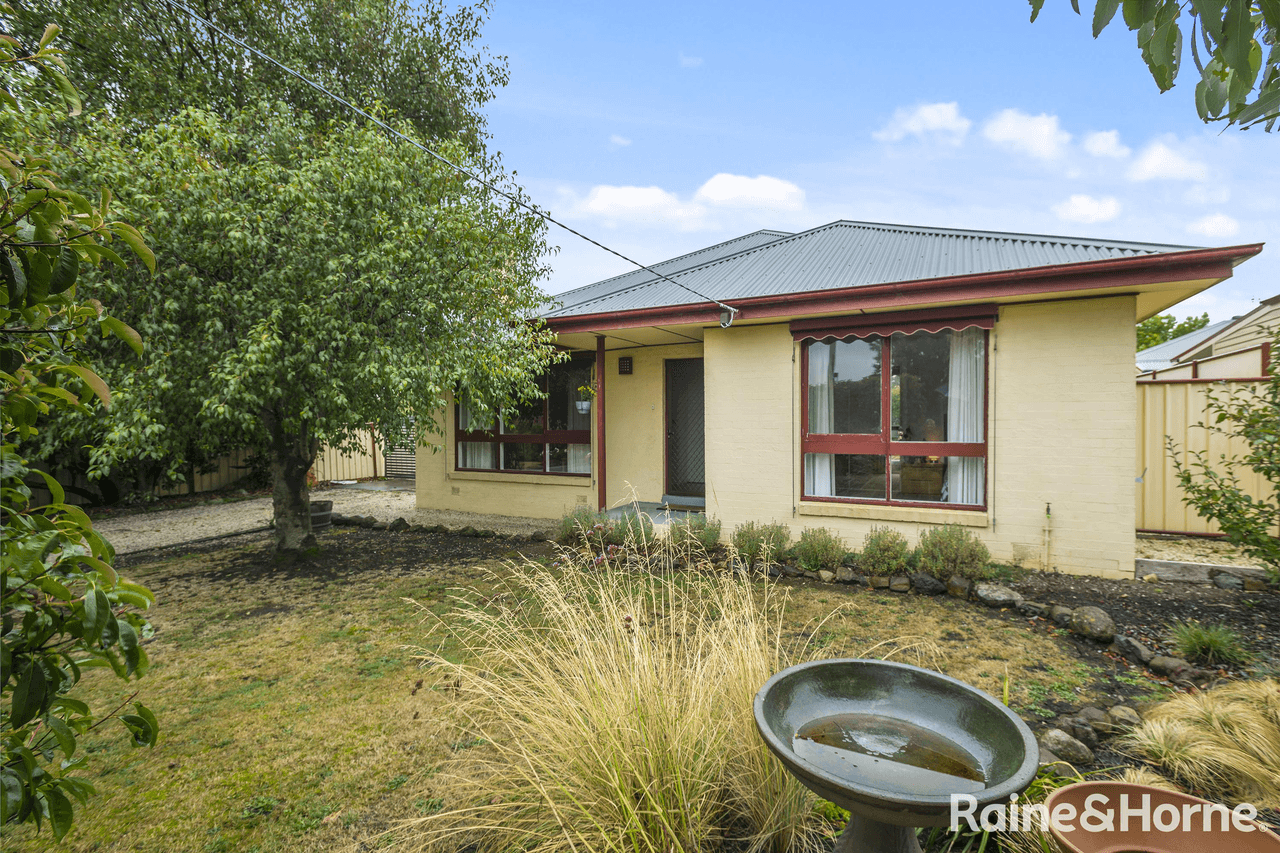 8 Tower Street, KYNETON, VIC 3444