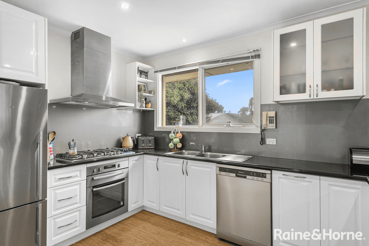 8 Tower Street, KYNETON, VIC 3444