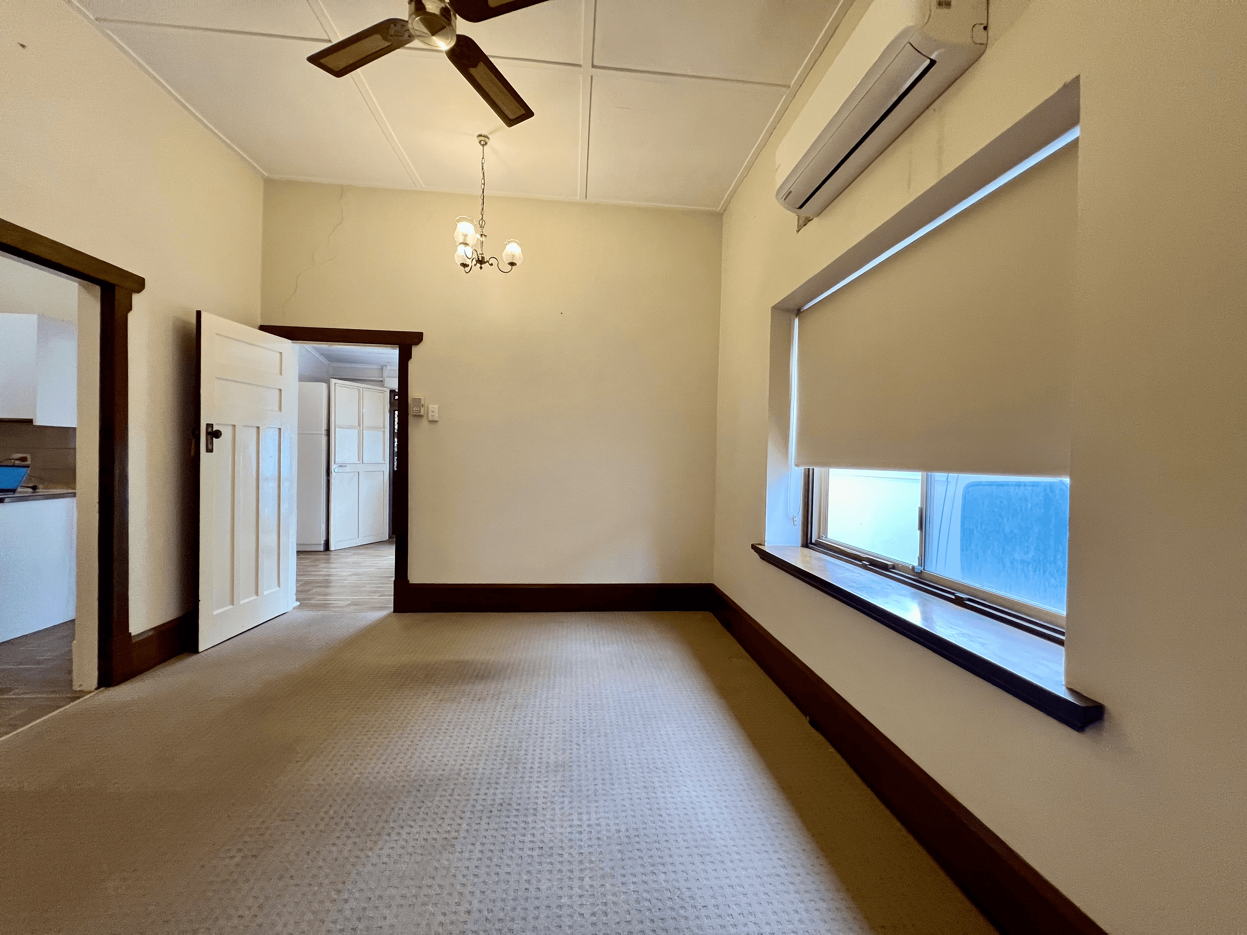 202 Carr Place, LEEDERVILLE, WA 6007