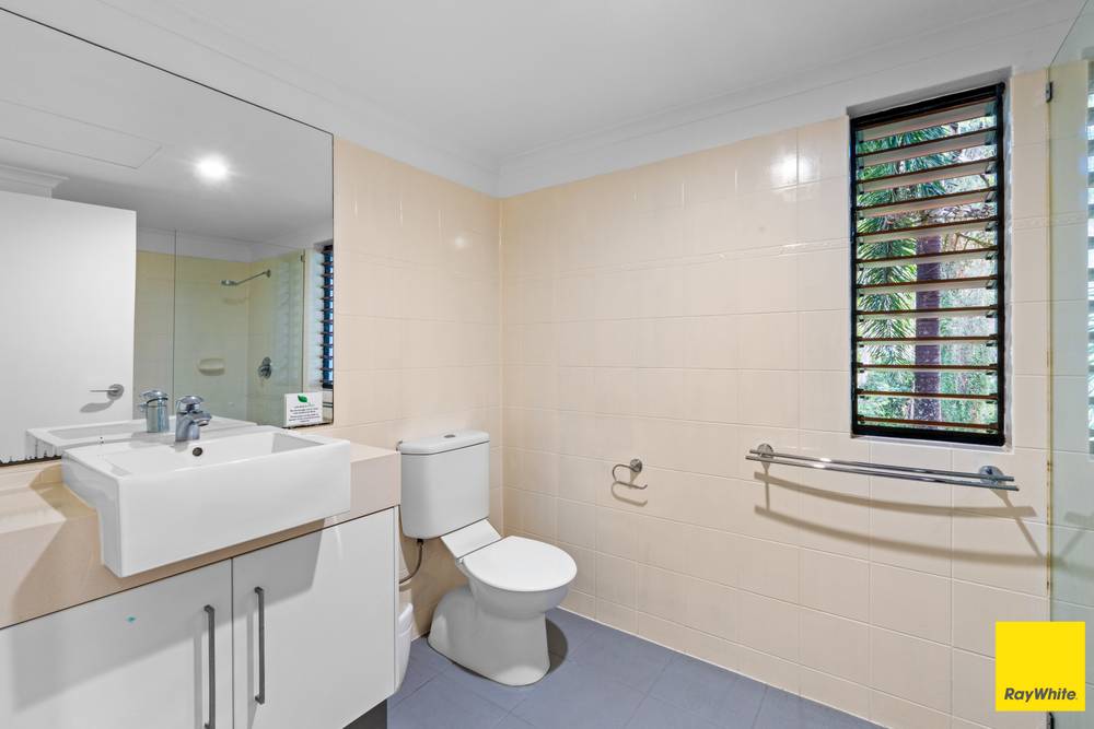 213/119-121 Williams Esplanade, PALM COVE, QLD 4879