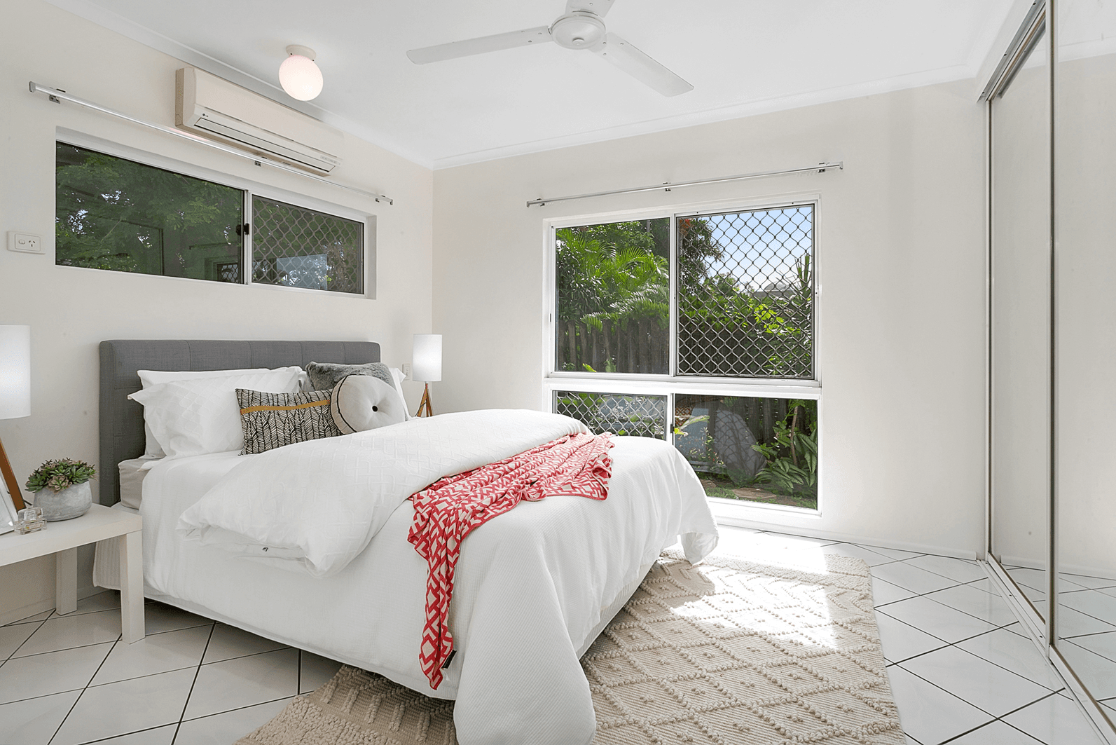 74B English Street, MANUNDA, QLD 4870