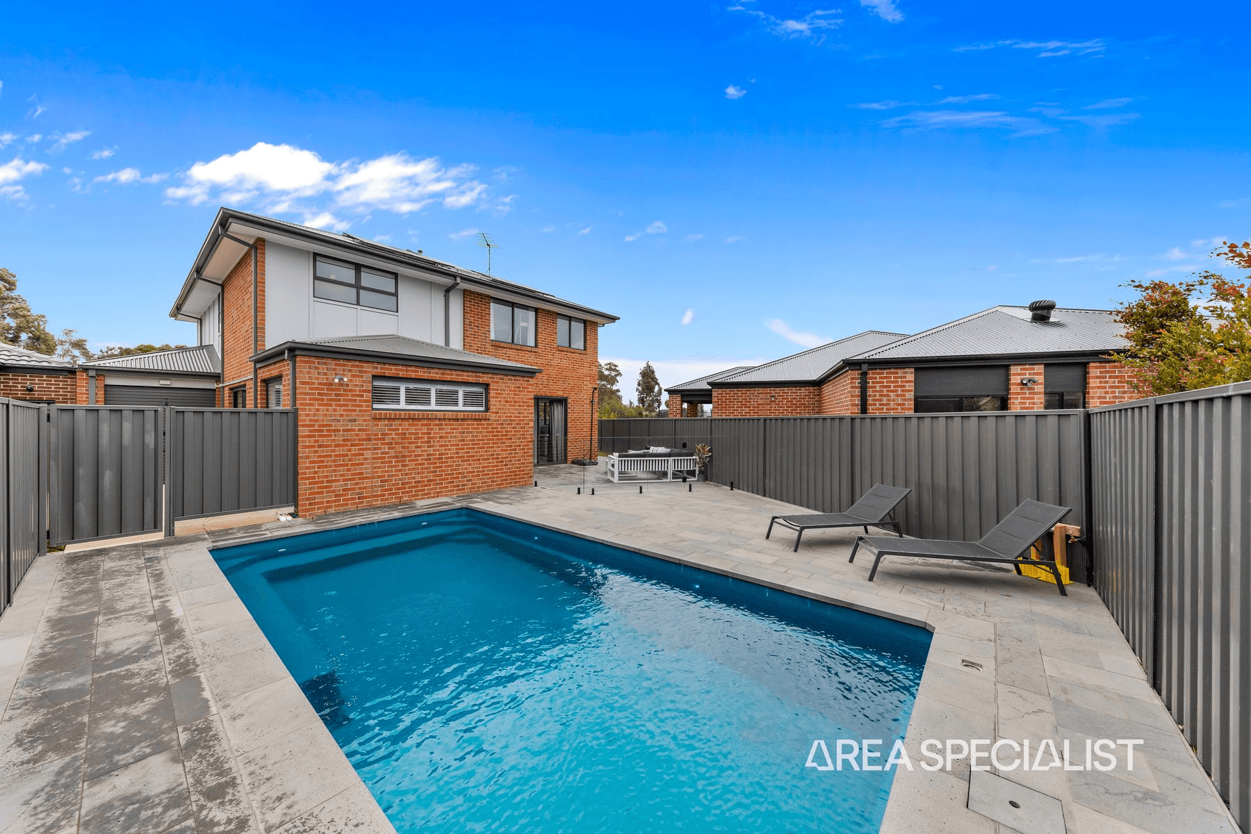 43 Timberline Parkway, Pakenham, VIC 3810