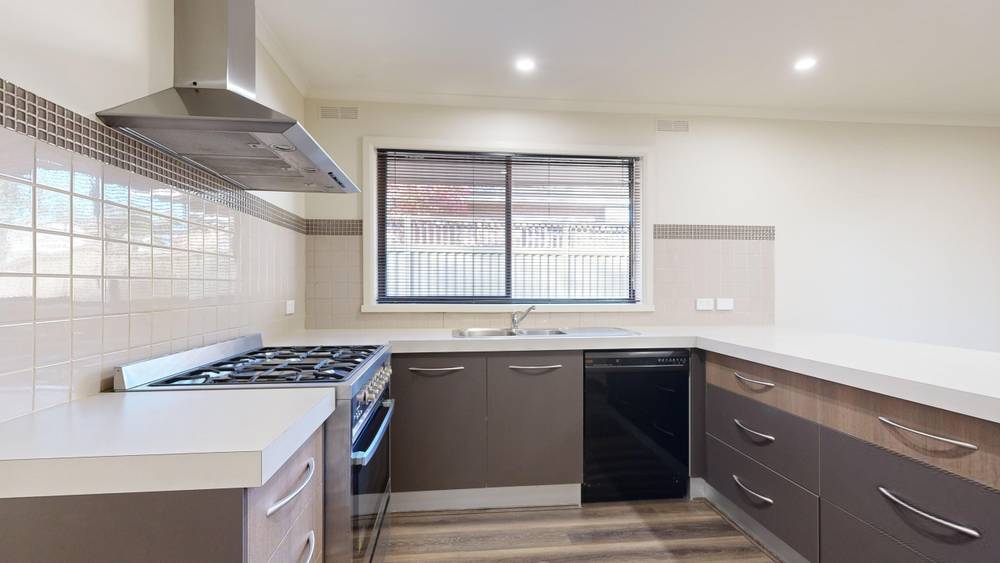 2 Waters Road, SHEPPARTON, VIC 3630