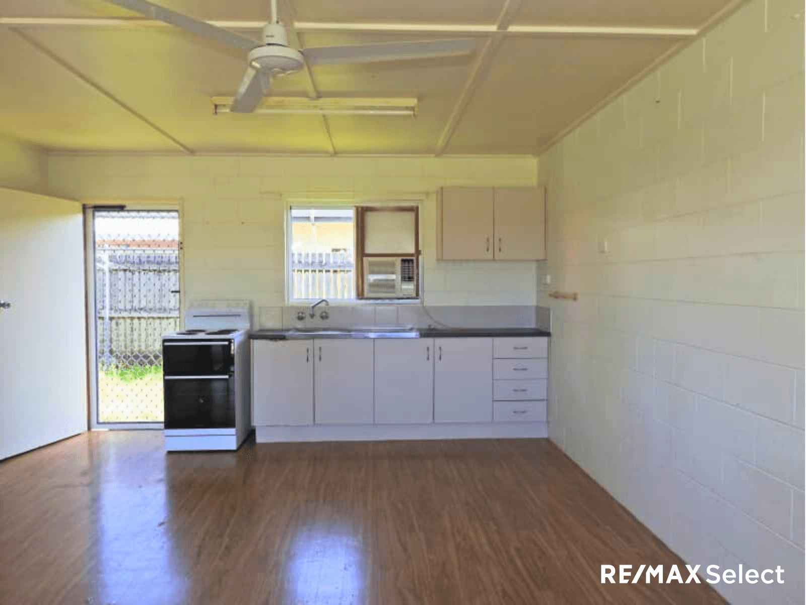 8/30 Canberra Street, NORTH MACKAY, QLD 4740