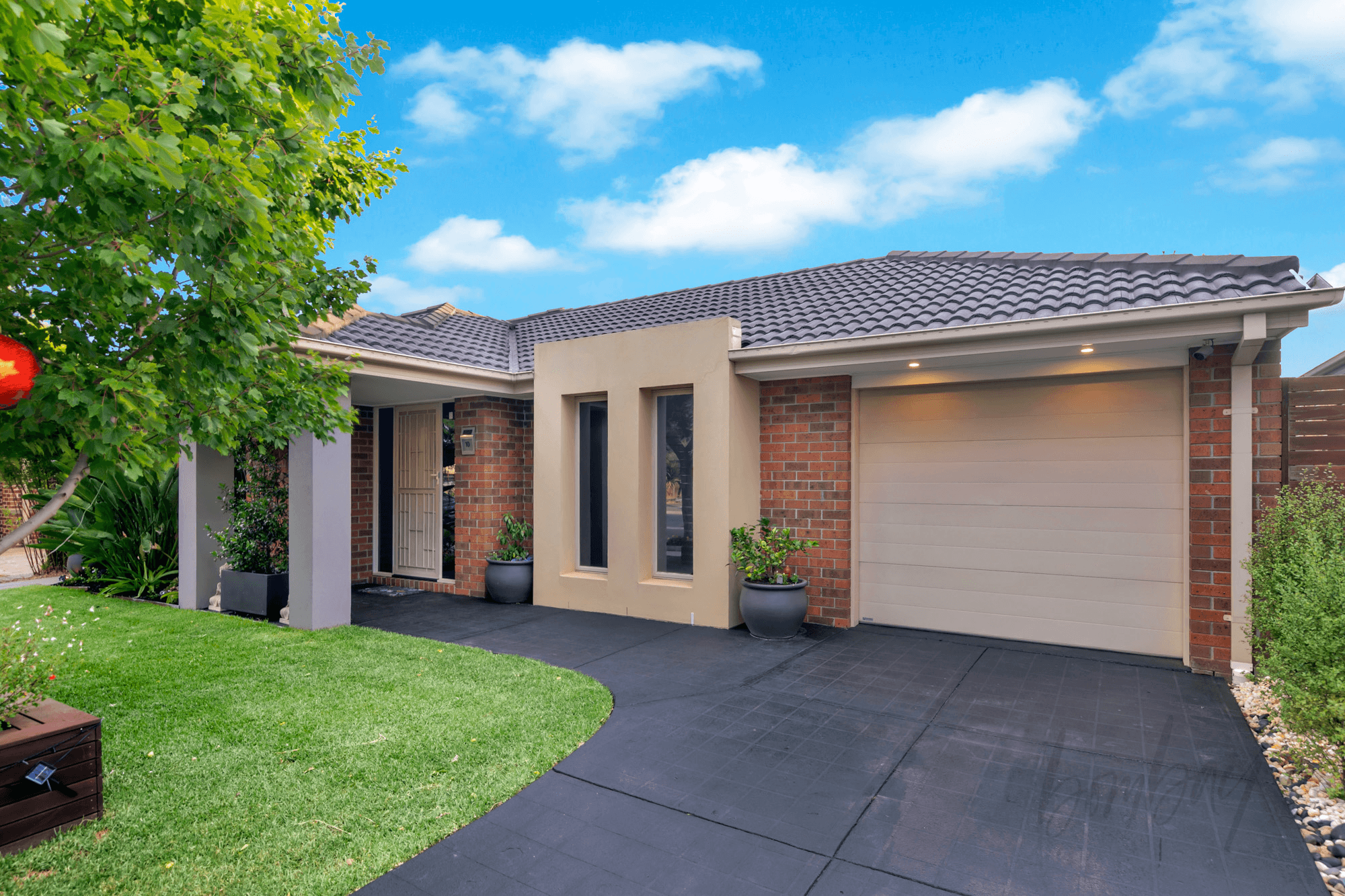 10 Dampier Close, CRAIGIEBURN, VIC 3064