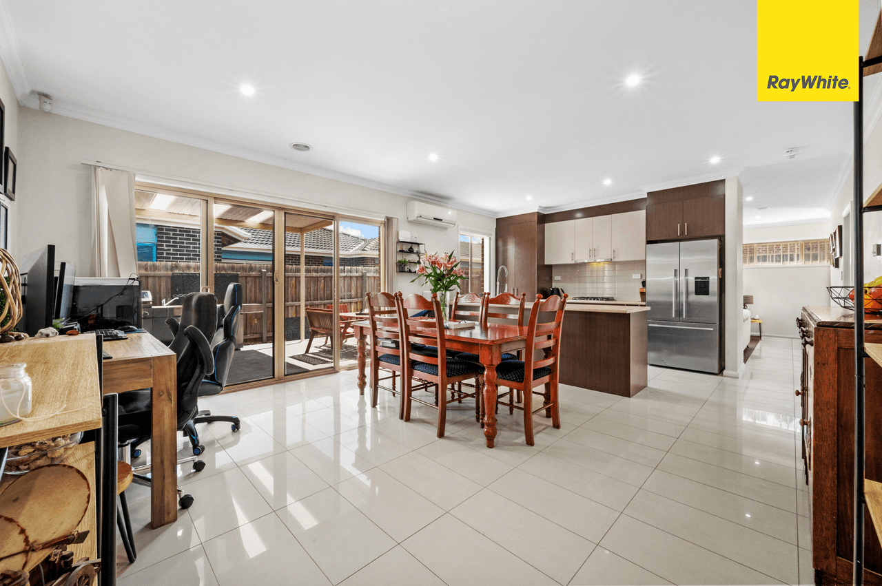 2/7 Reidy Rise, HARKNESS, VIC 3337