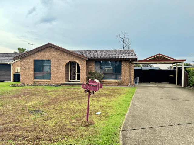 19 Ontario Avenue, ST CLAIR, NSW 2759