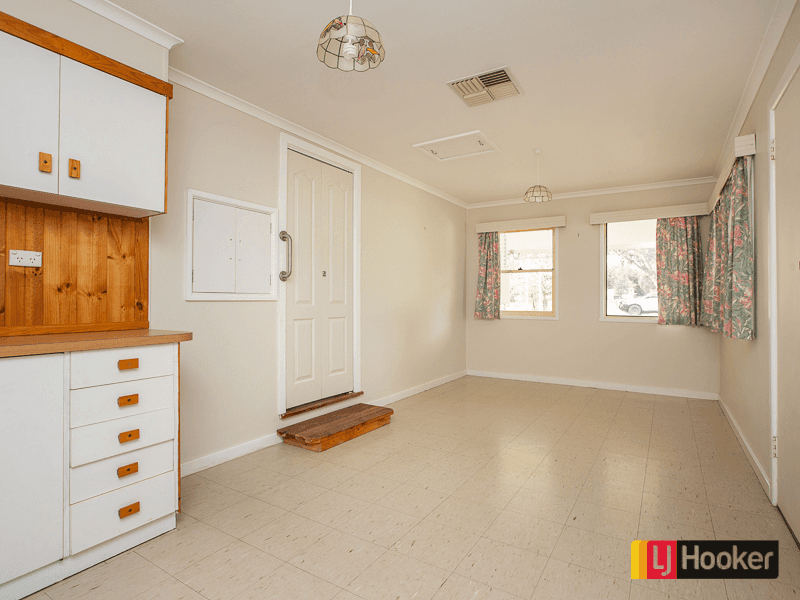 5 Holroyd Street, HALLSVILLE, NSW 2340