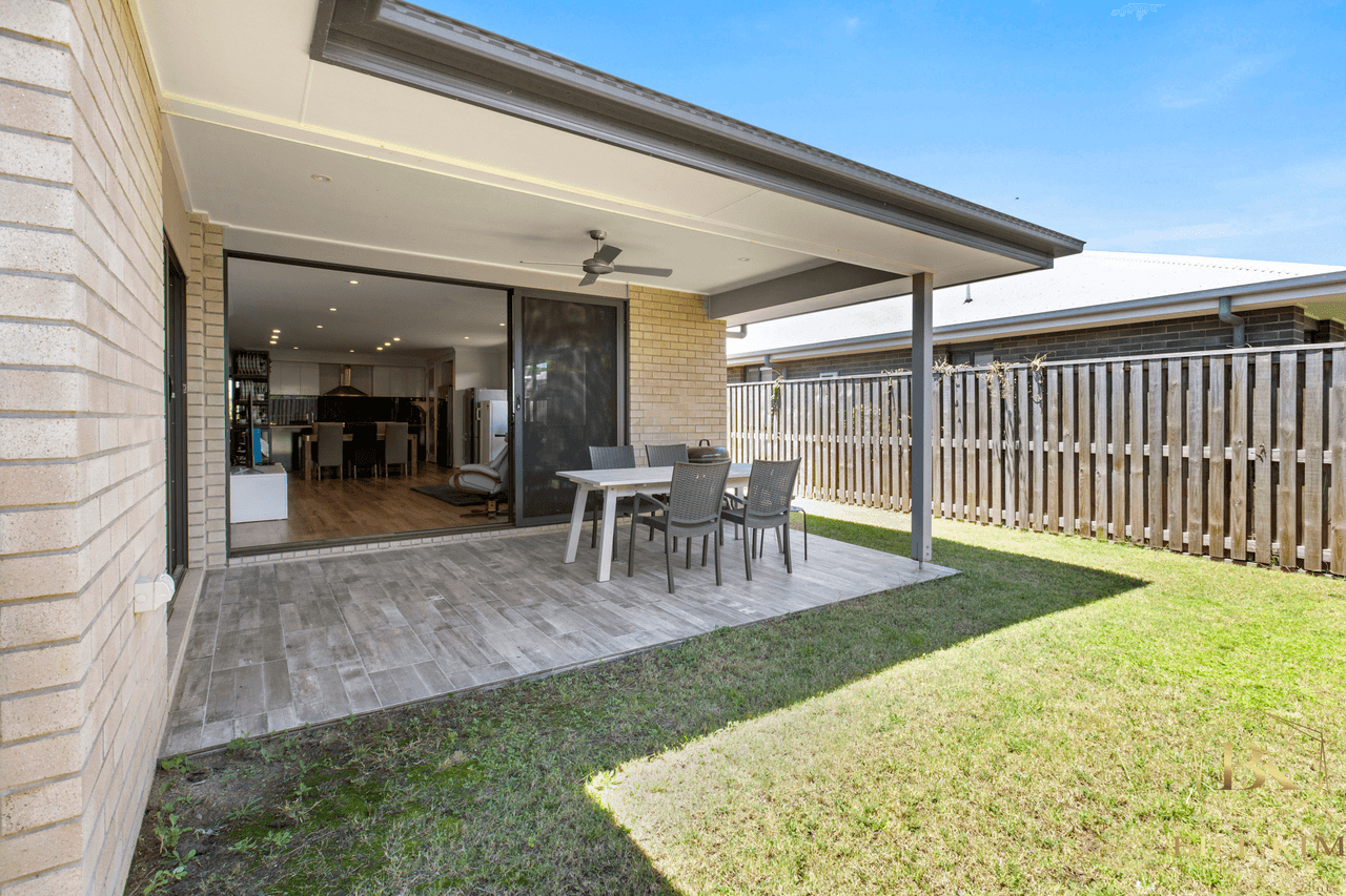 12 Barakee Street, PIMPAMA, QLD 4209