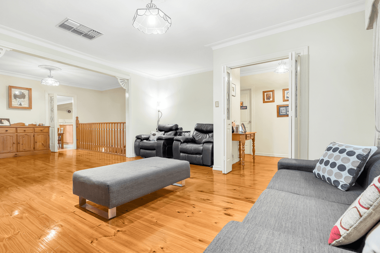 84 Deakin Street, ESSENDON, VIC 3040