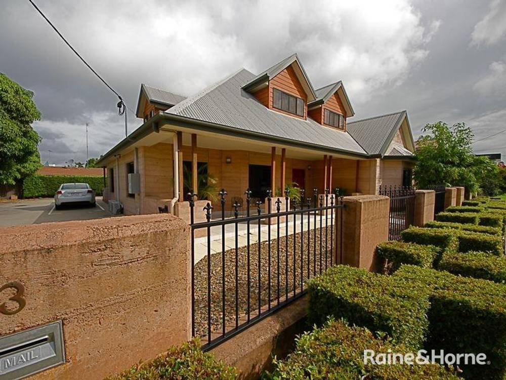 3 HERBERT ST, GLADSTONE CENTRAL, QLD 4680