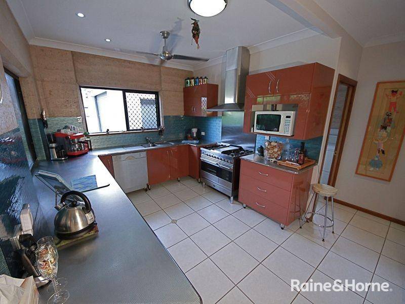 3 HERBERT ST, GLADSTONE CENTRAL, QLD 4680