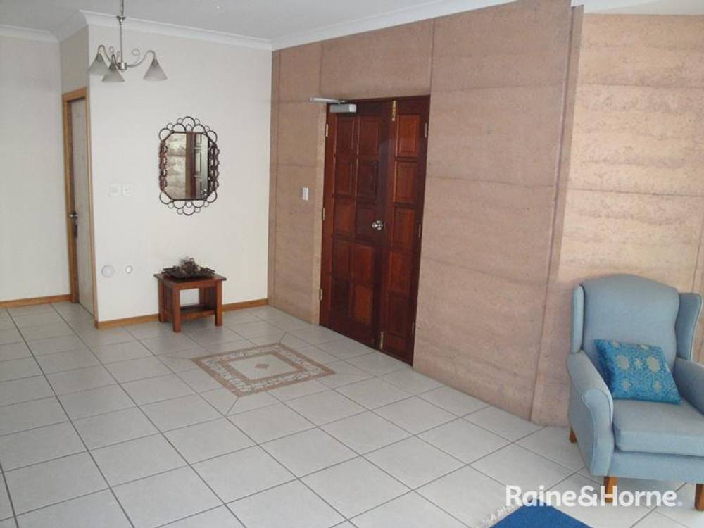 3 HERBERT ST, GLADSTONE CENTRAL, QLD 4680