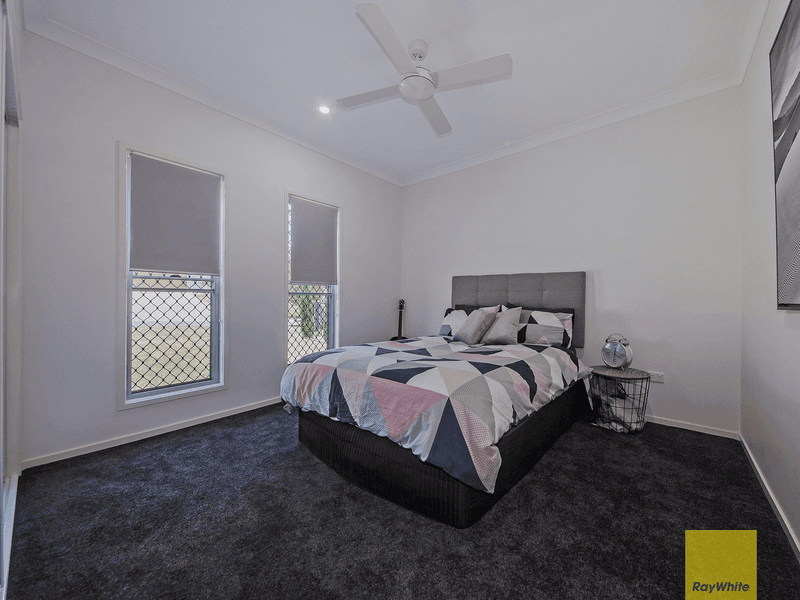 33 Valley Circuit, KURABY, QLD 4112