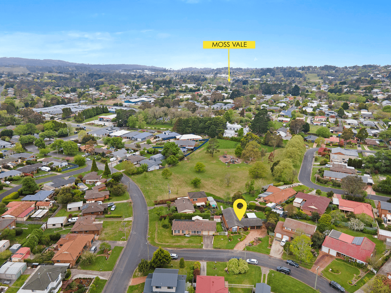 2 Paul Crescent, MOSS VALE, NSW 2577