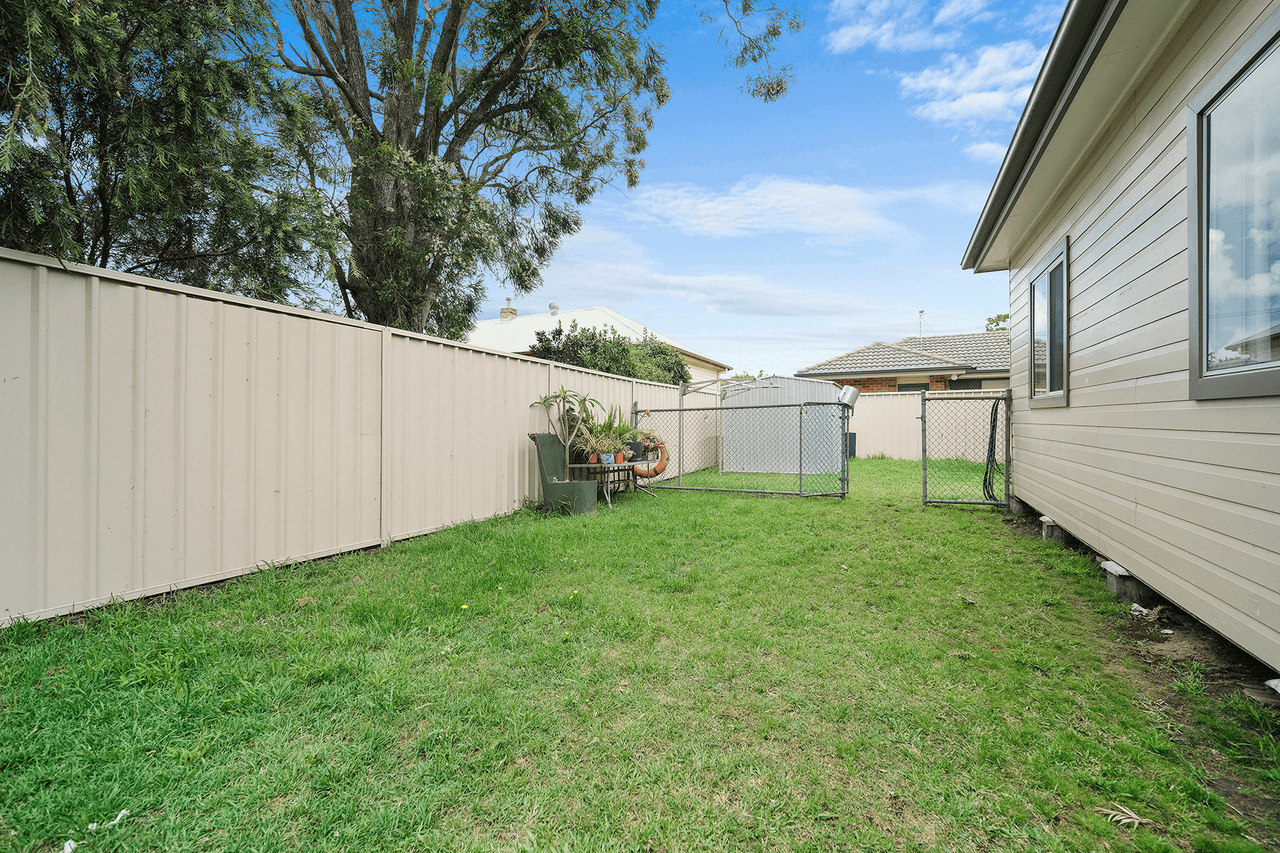 7 Western Avenue, Tarro, NSW 2322