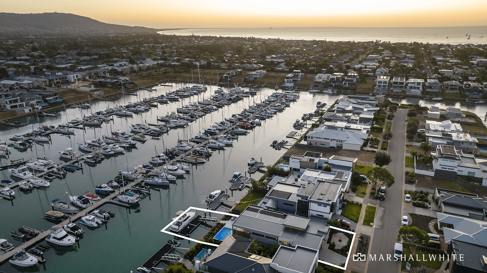 5 Helsal Point, Safety Beach, VIC 3936