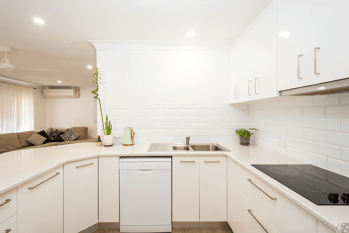 58/172 Barrier Reef Drive, Mermaid Waters, QLD 4218