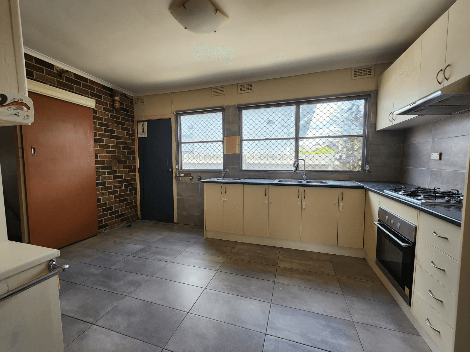 24 Gosford Crescent, BROADMEADOWS, VIC 3047