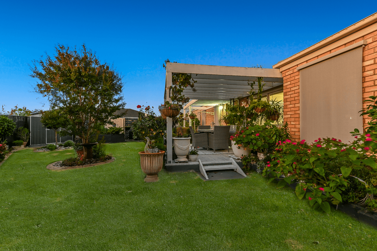 6 Danby Court, CRANBOURNE NORTH, VIC 3977