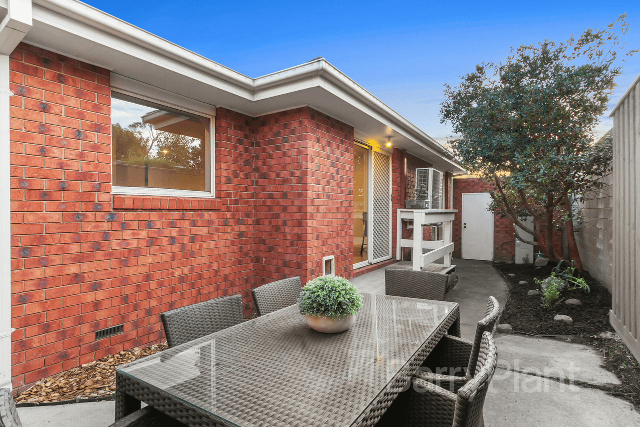 2/37 Austin Street, Ferntree Gully, VIC 3156