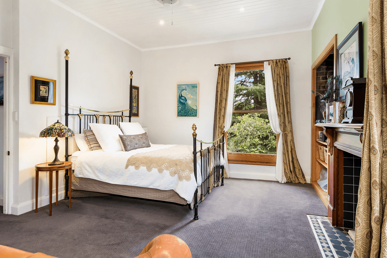237 Bunkers Hill Road, Barrengarry, NSW 2577